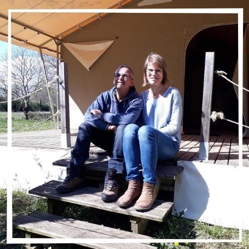 Véronique et Samuel RICHARD gérants du camping La Turelure à Uzer